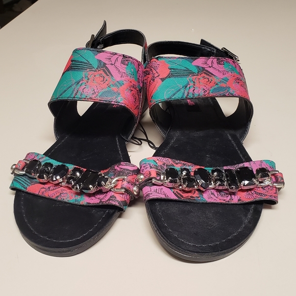 Betsy Johnson floral sandals with chain size 8 - Picture 3 of 9